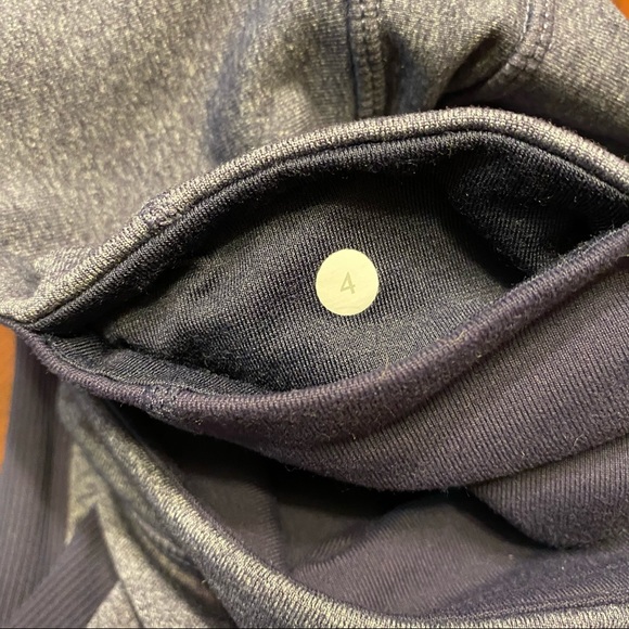 Lululemon cropped leggings 4 - Picture 9 of 14